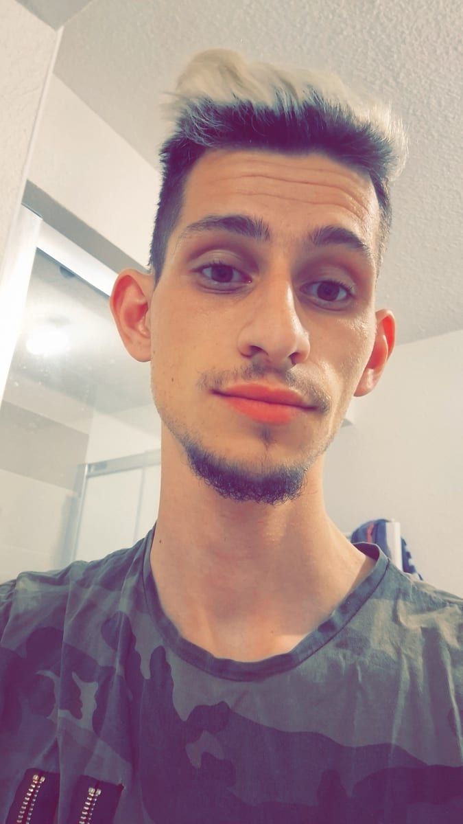 Profil de Adamo